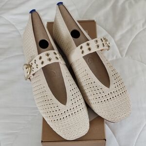 Rothy's Max Buckle Mary Jane Off White Mesh with Gold Adjustable Buckle Size 9